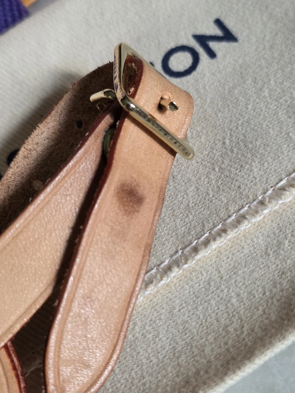 Authentic Louis Vuitton Vachetta Leather Luggage Tag W/ Box & Dustbag